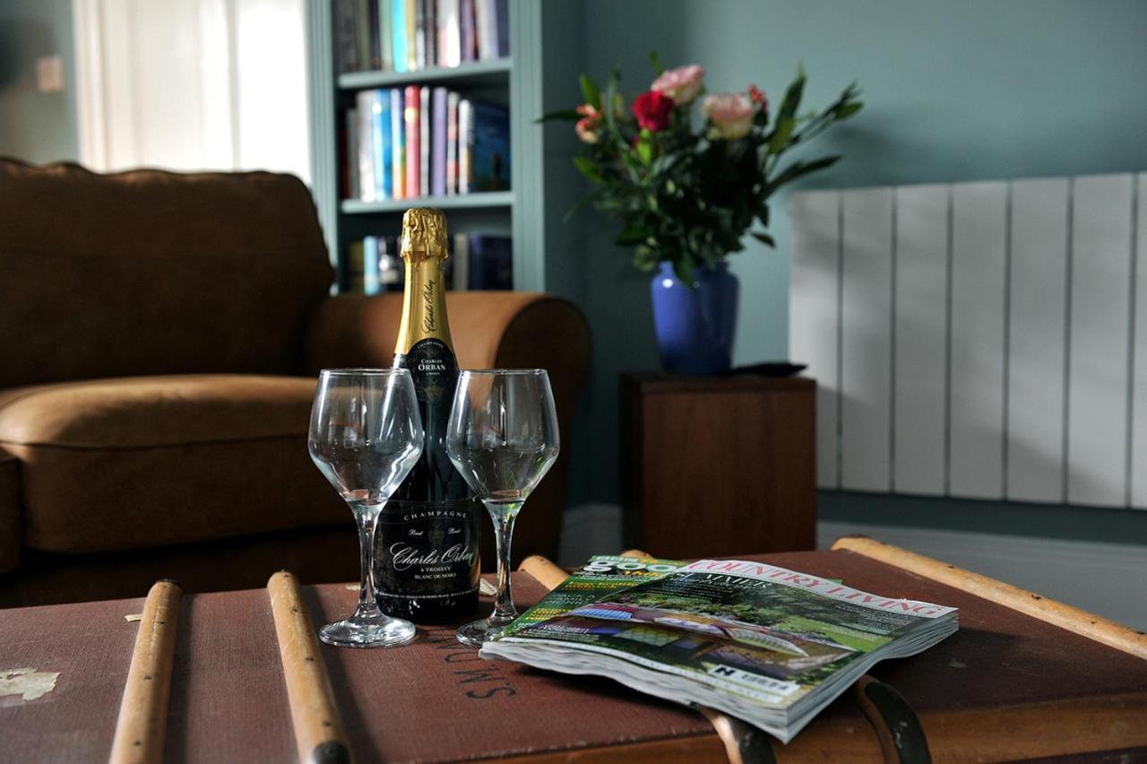 Beechurst Serviced Apartments Cheltenham Extérieur photo
