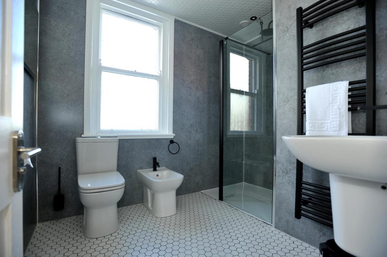 Beechurst Serviced Apartments Cheltenham Extérieur photo