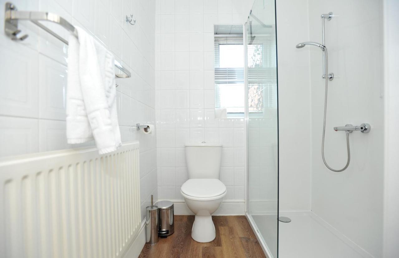 Beechurst Serviced Apartments Cheltenham Extérieur photo