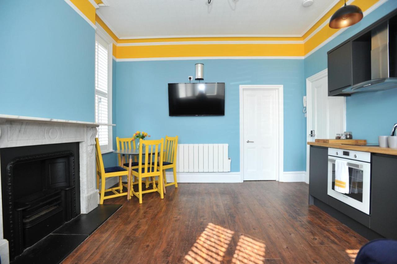 Beechurst Serviced Apartments Cheltenham Extérieur photo