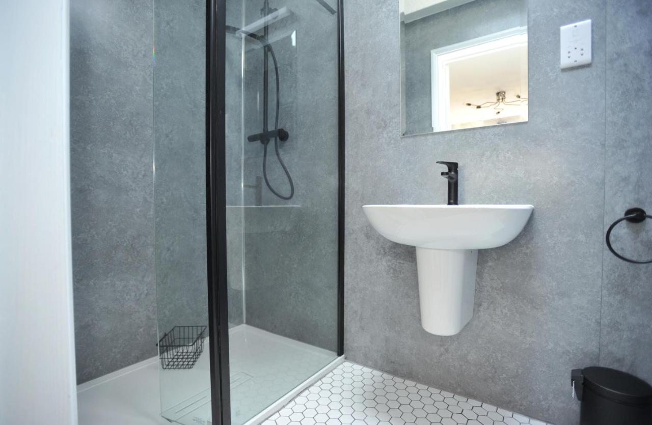 Beechurst Serviced Apartments Cheltenham Extérieur photo