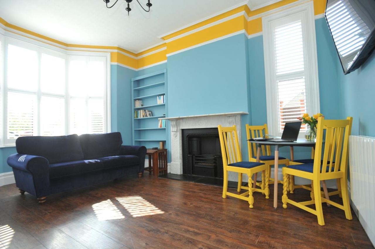 Beechurst Serviced Apartments Cheltenham Extérieur photo